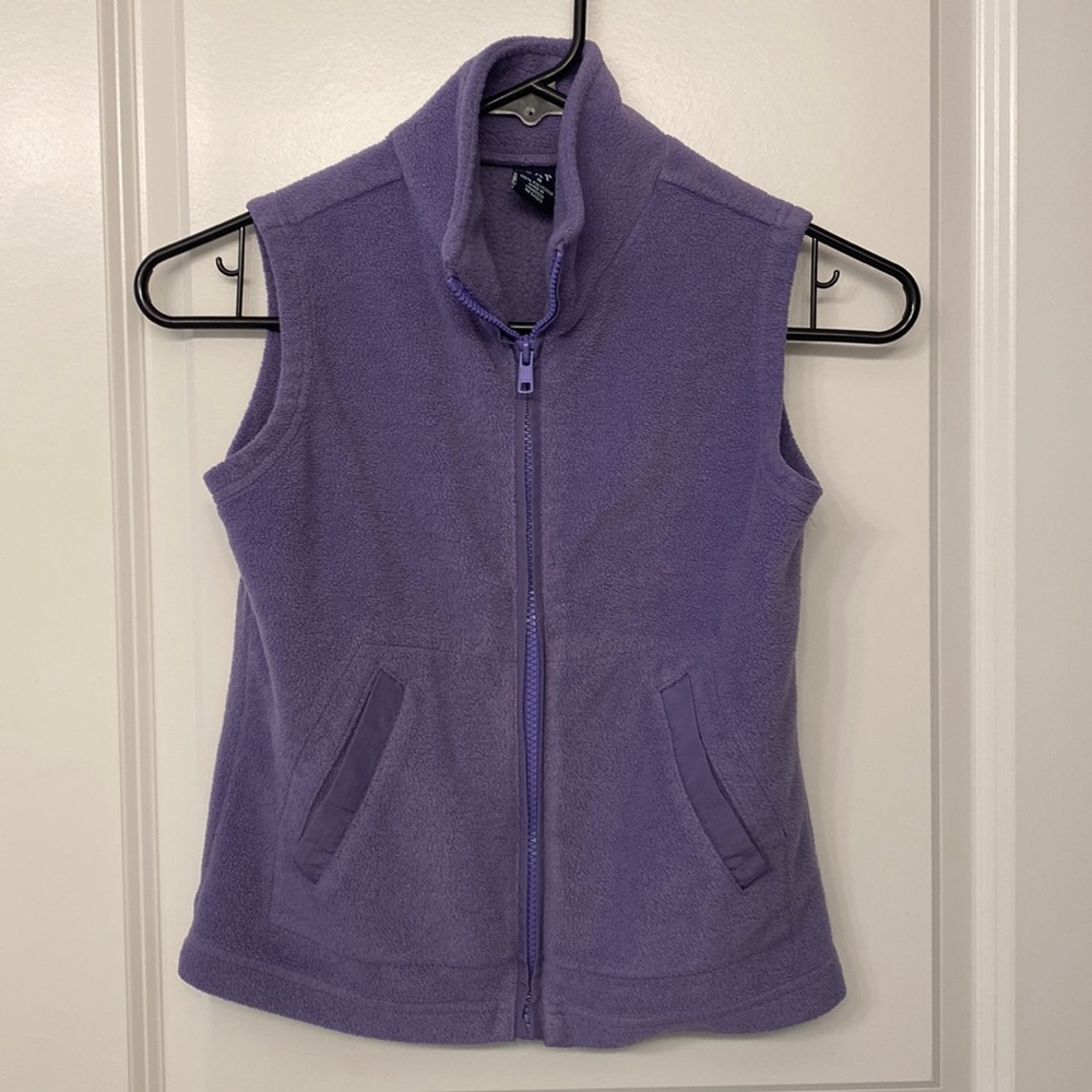 Gap fleece vest